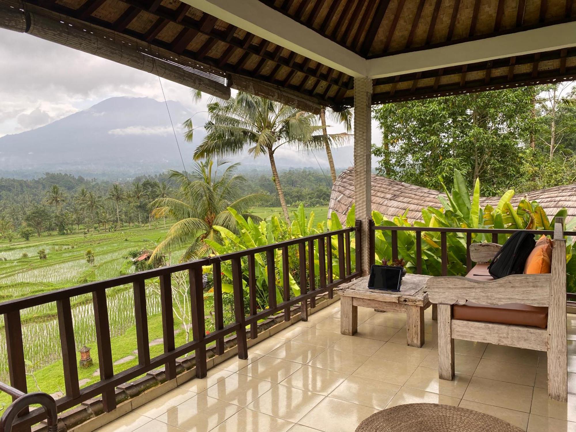 Great Mountain Views Villa Resort Selat Zimmer foto